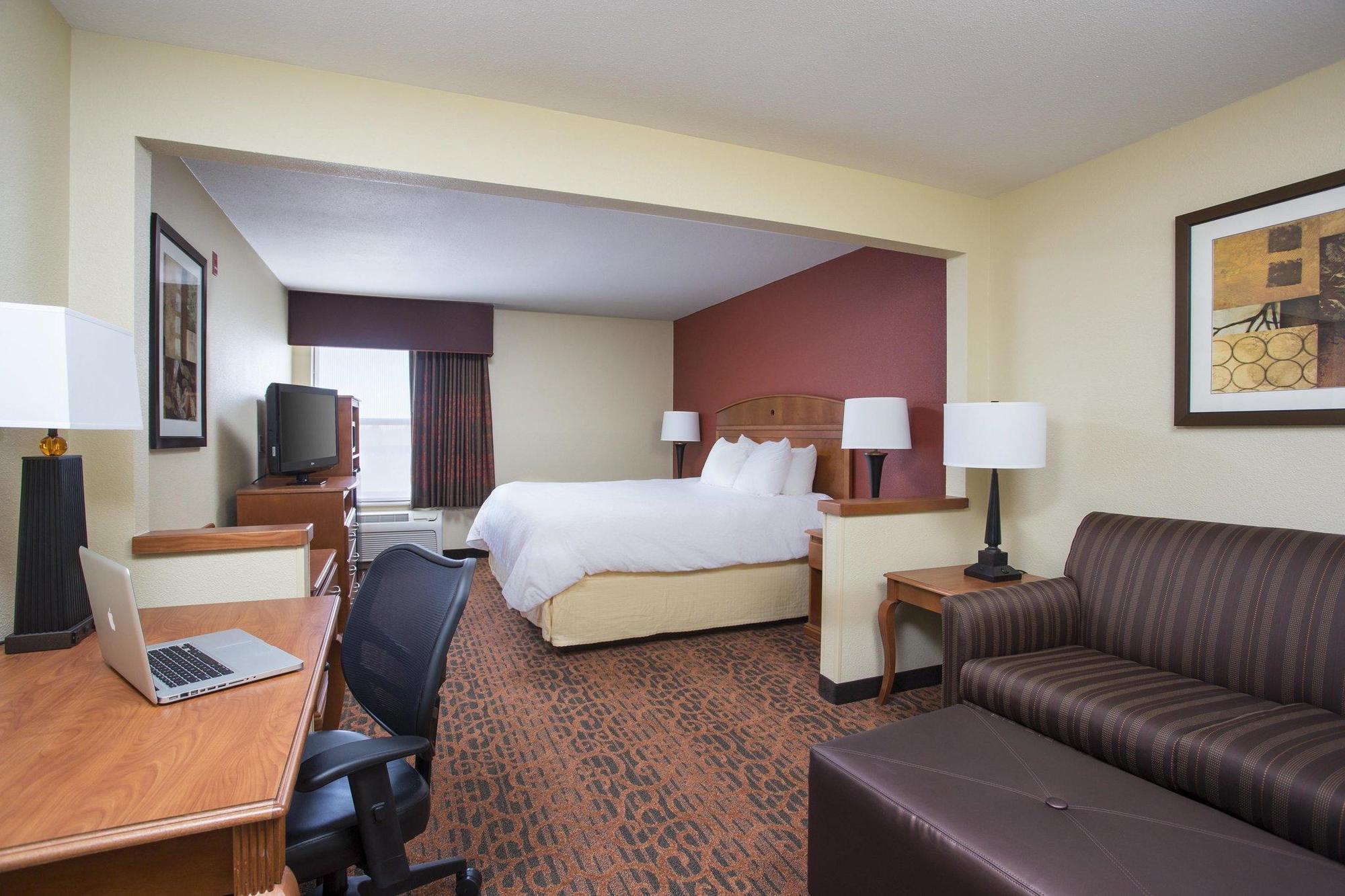 Hampton Inn Wichita-East מראה חיצוני תמונה